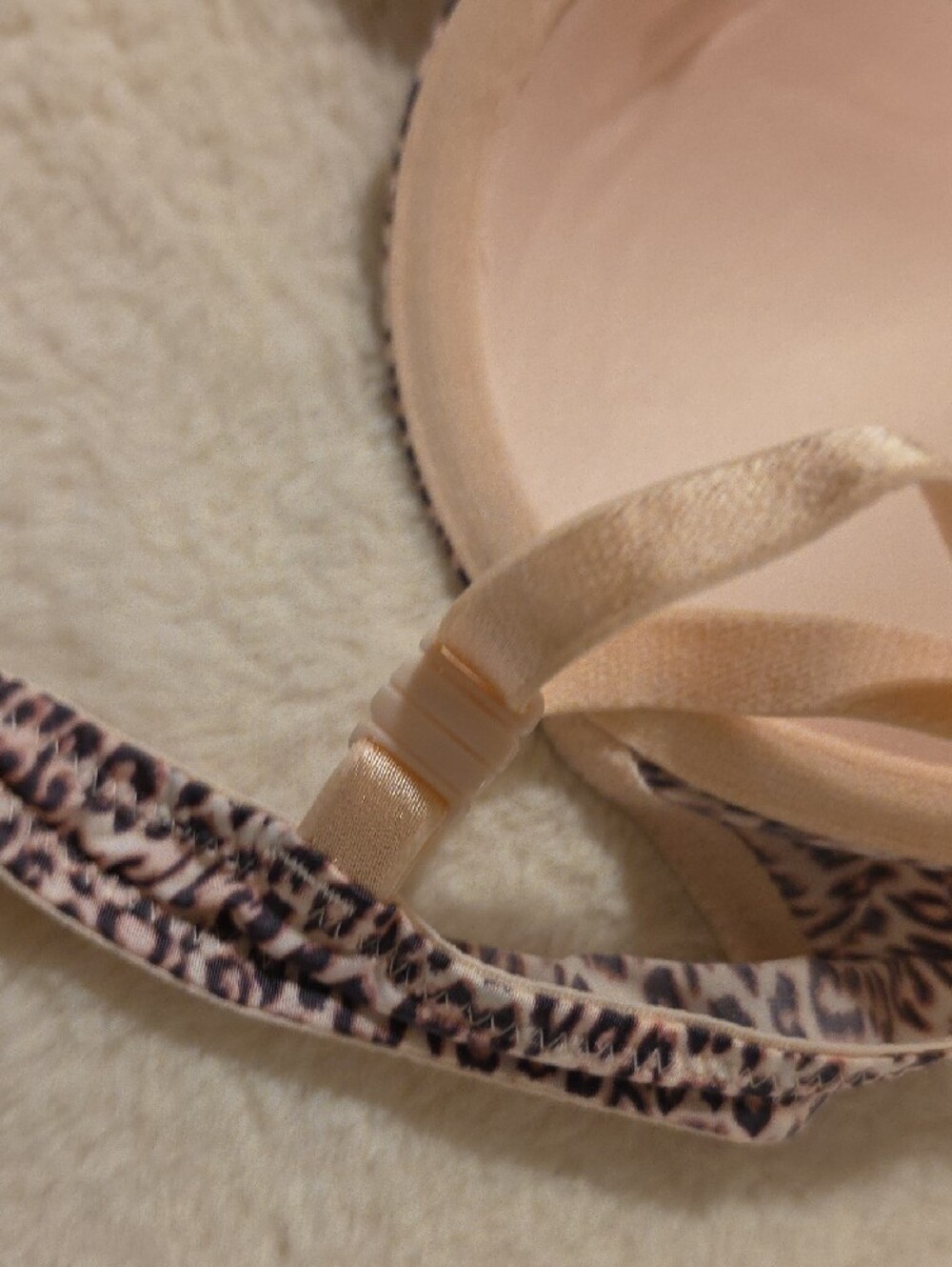NWT Victoria's Secret Pink Leopard Print 32A Bra LIGHTLY LINED - Picture 12 of 14
